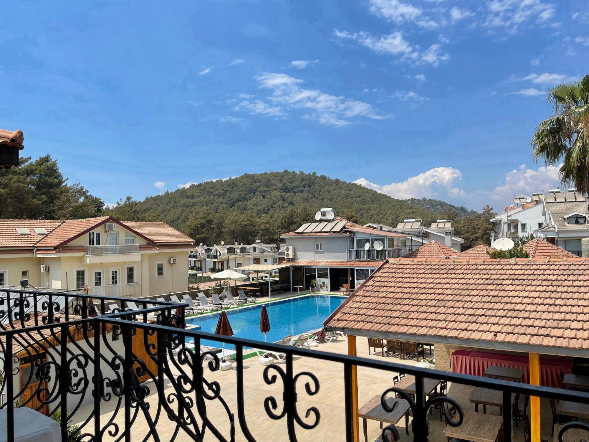 Carmina Hotel Ovacık Quarto foto